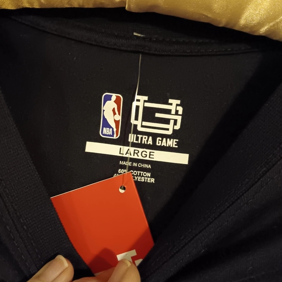 NBA Ultra Game Men's Atlanta Hawks tee shirt New With Tags black red and gold L. - Picture 6 of 7